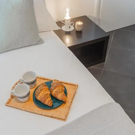 Апартаменты Chiara's By Rent Комо