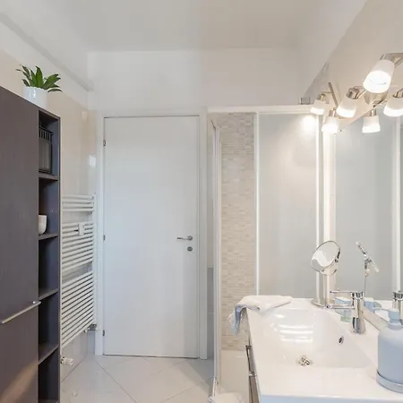 Chiara's By Rent Apartment Como
