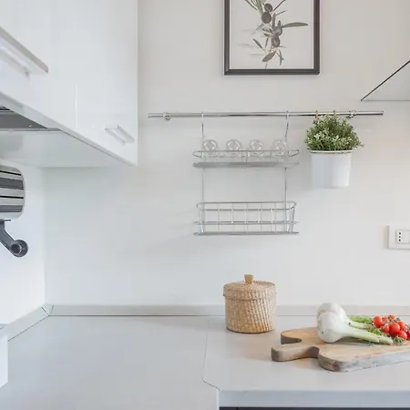 Апартаменты Chiara's By Rent Комо