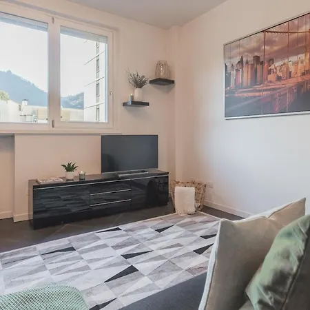Chiara's By Rent Apartment Como