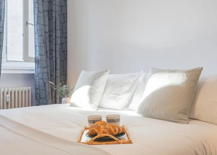 Chiara's By Rent Apartamento Como