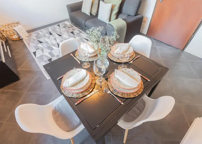 Chiara's By Rent Como