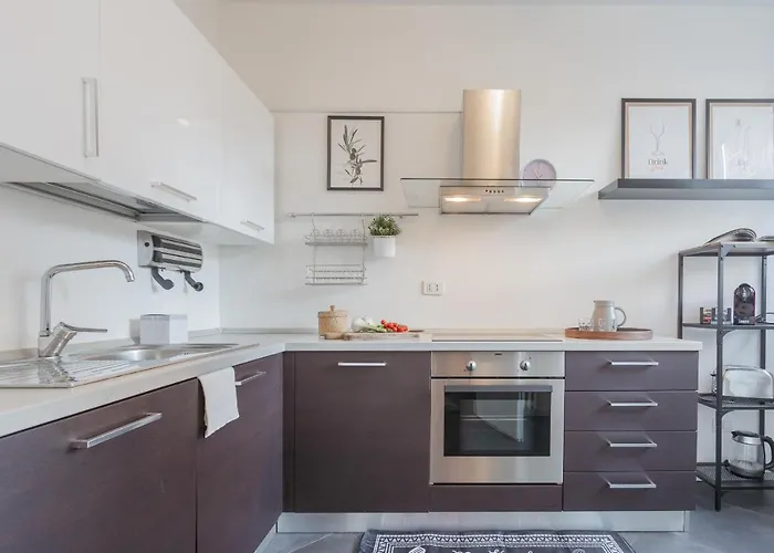 Chiara's By Rent Lejlighed Como